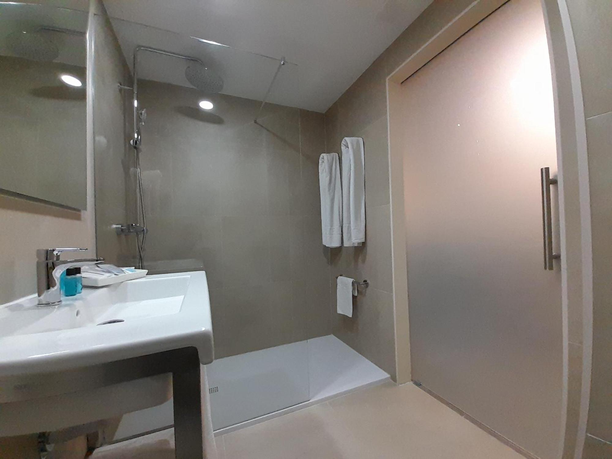 Eco Alcala Suites Madrid Exterior photo